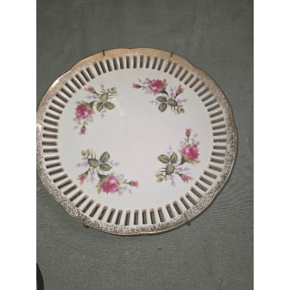 Vintage Reticulated Porcelain Plate Pink Roses Gold Trim Scalloped Edge 8.5"